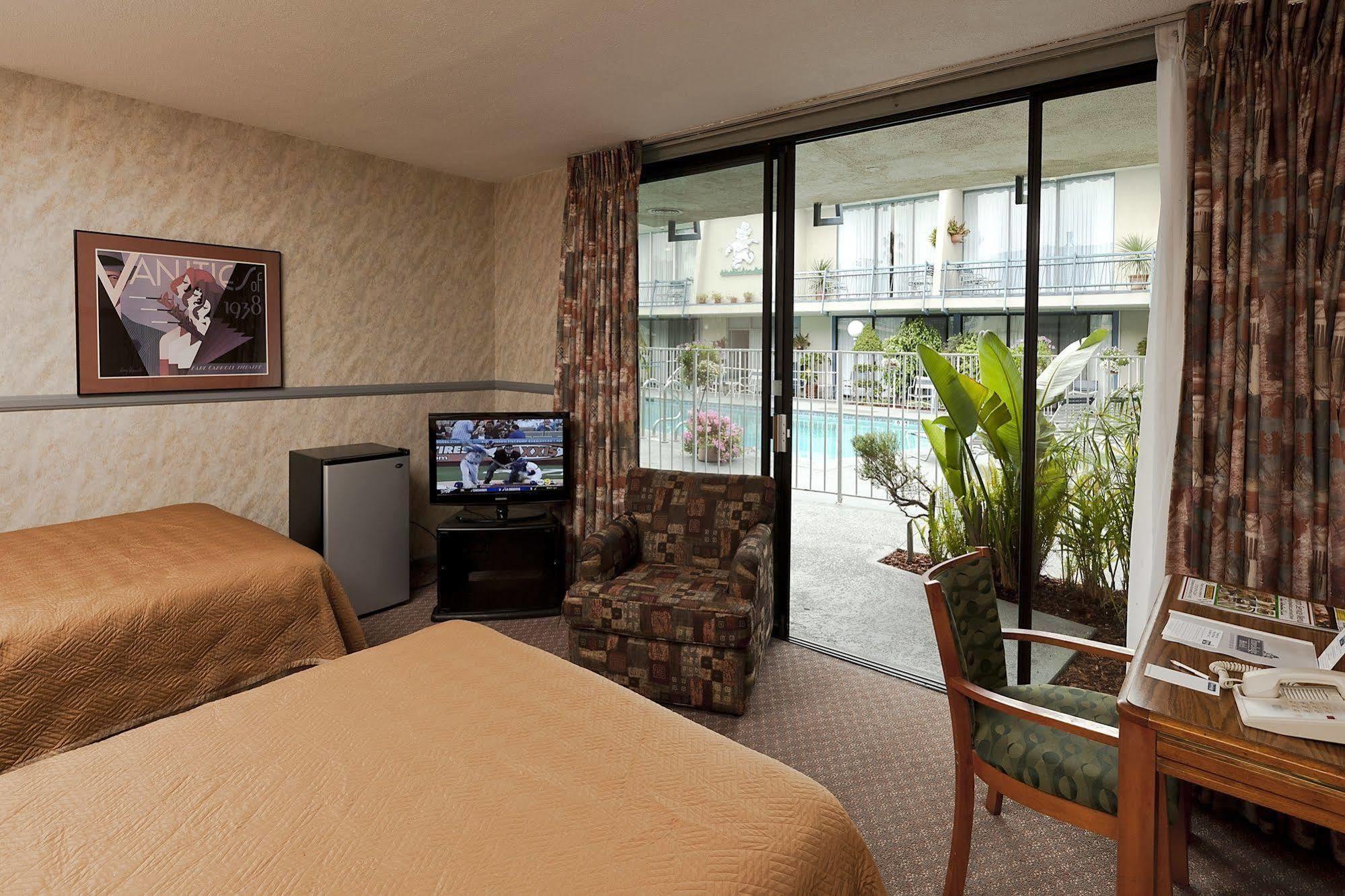 Travelodge Hotel At Lax Los Angeles Exteriér fotografie