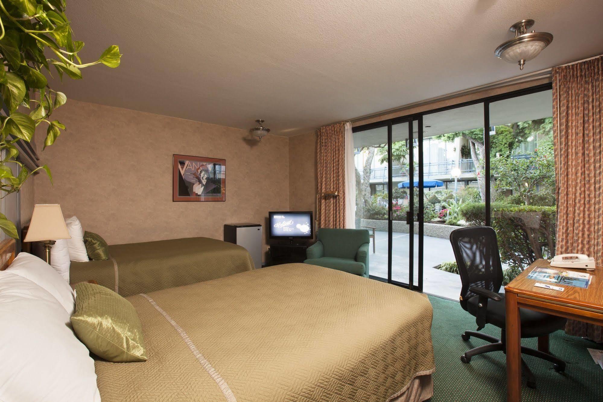 Travelodge Hotel At Lax Los Angeles Exteriér fotografie