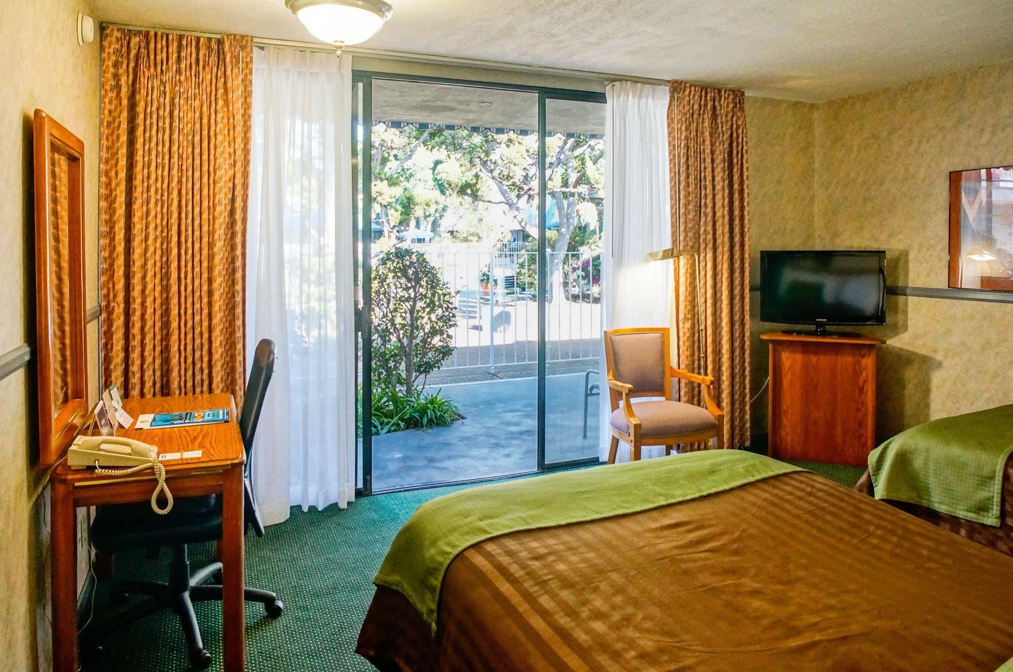 Travelodge Hotel At Lax Los Angeles Exteriér fotografie